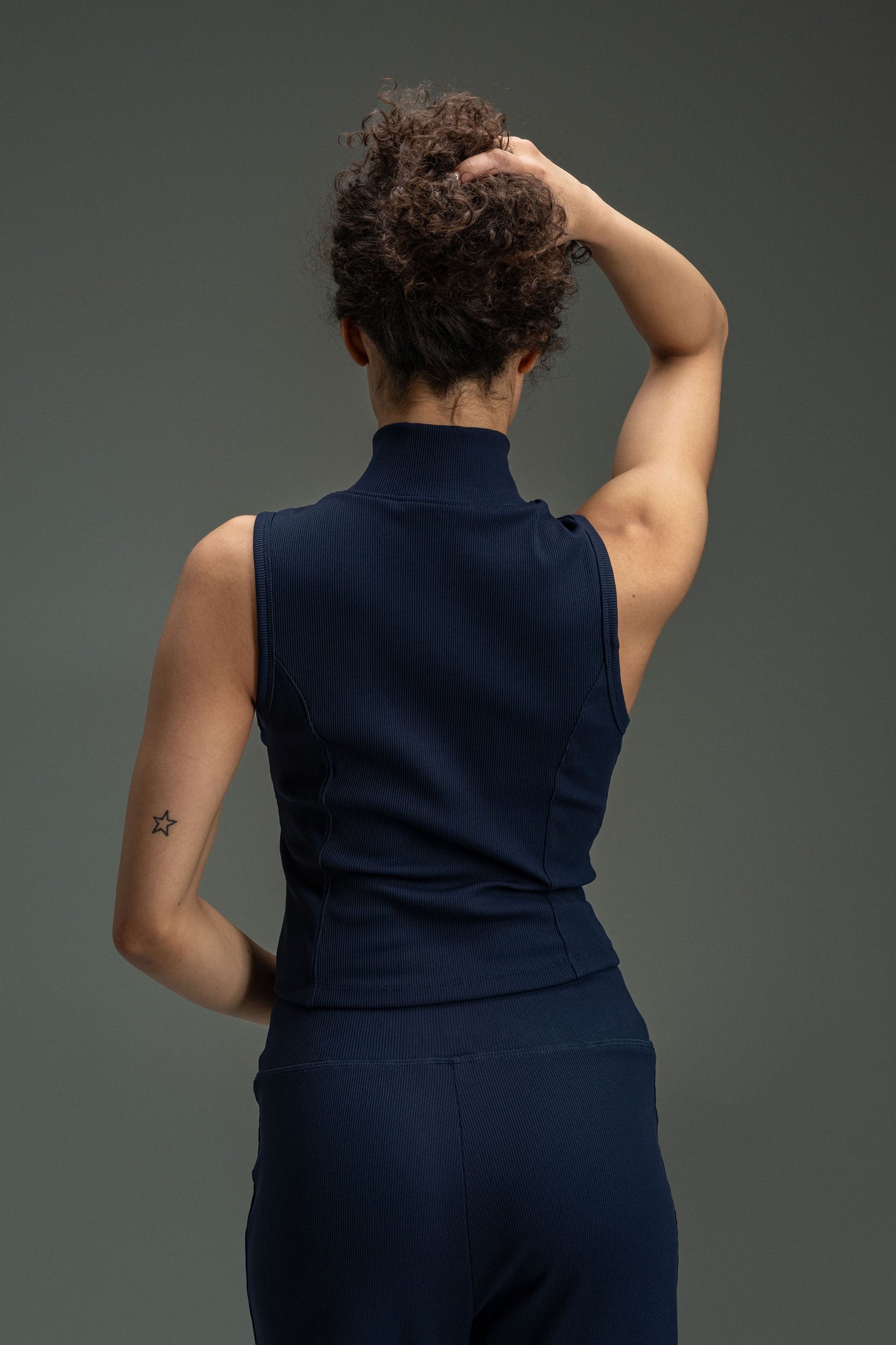 Essential Zipper Sleeveless Top - Navy Blue