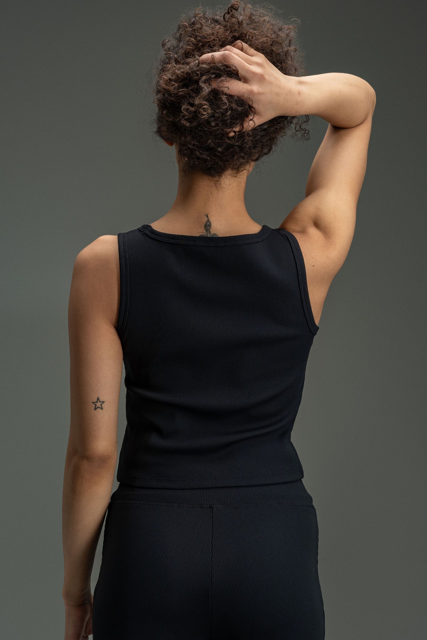 Essential Ribbed Tank Top - Chaorcal Black