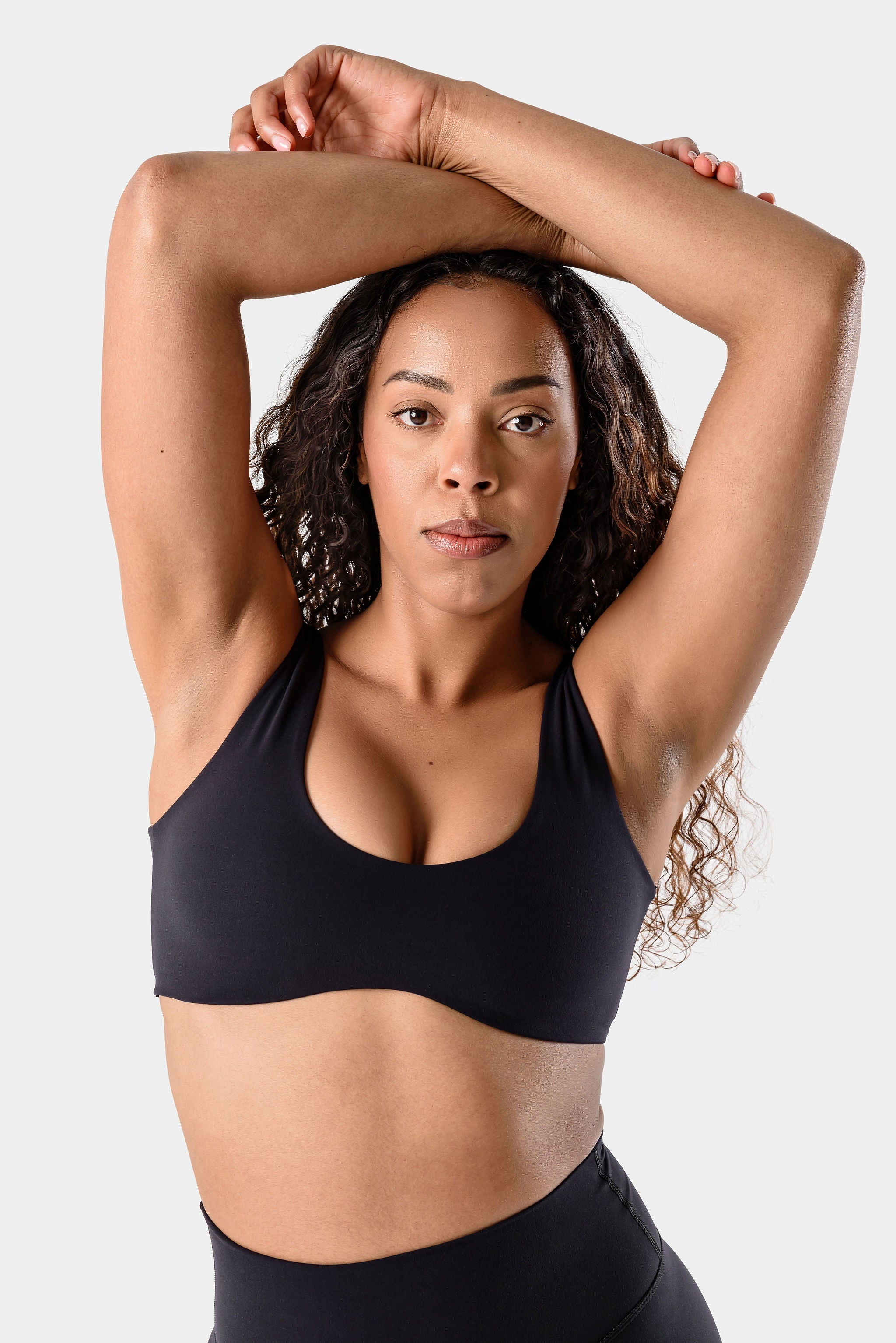 Cleo Alura Sports Bra - Black